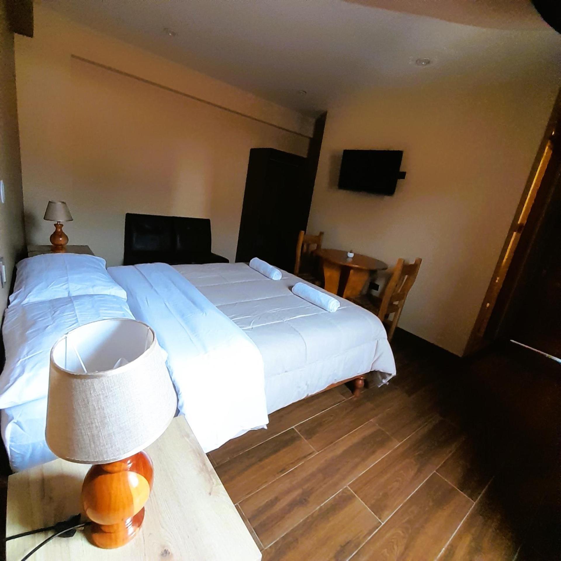 Laguna House Huaraz  Buitenkant foto